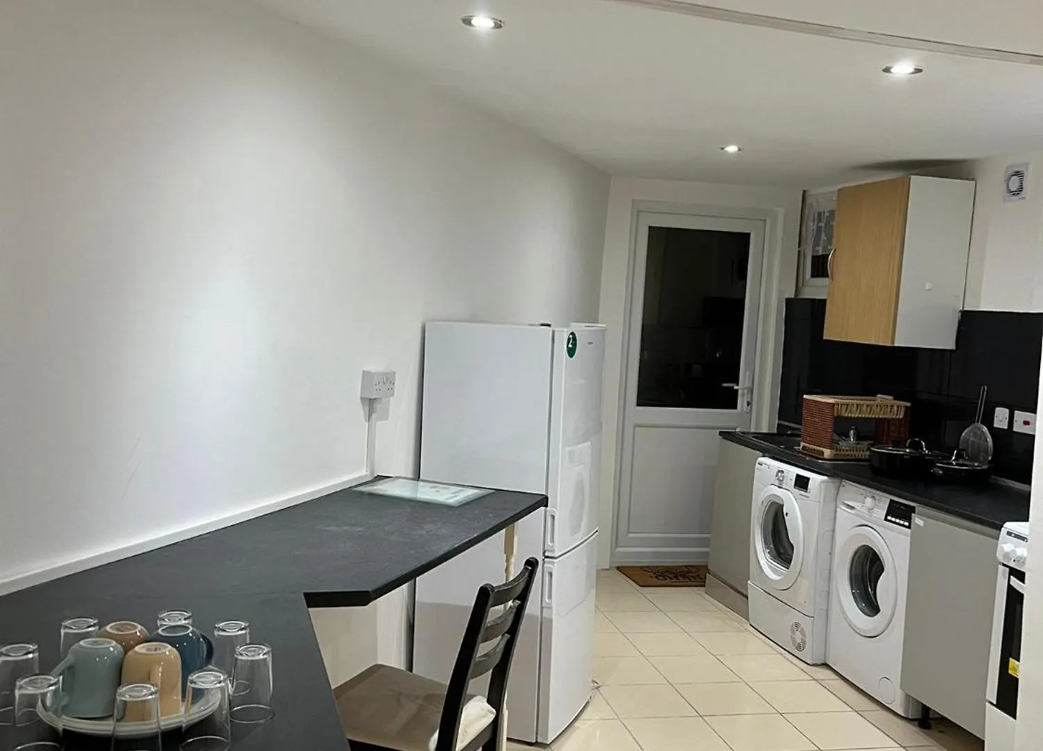 Starlet Manor Park Apartment London 0*,  United Kingdom