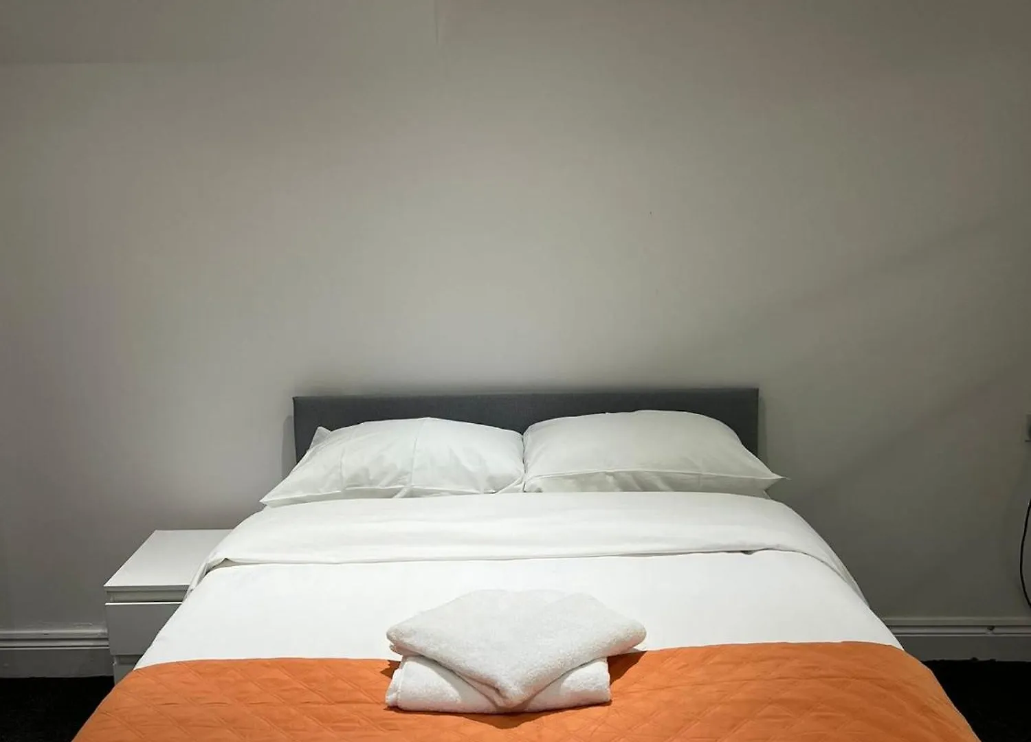 Starlet Manor Park Apartment London